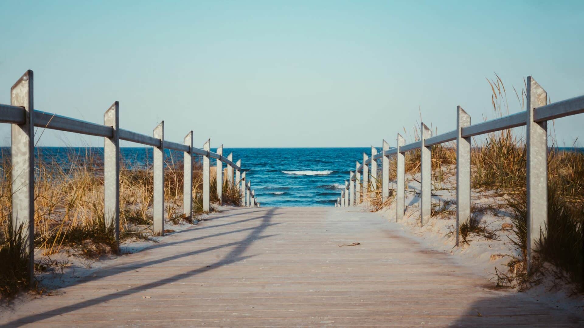 7 redenen waarom beachflags een effectieve manier zijn om op te vallen op het strand