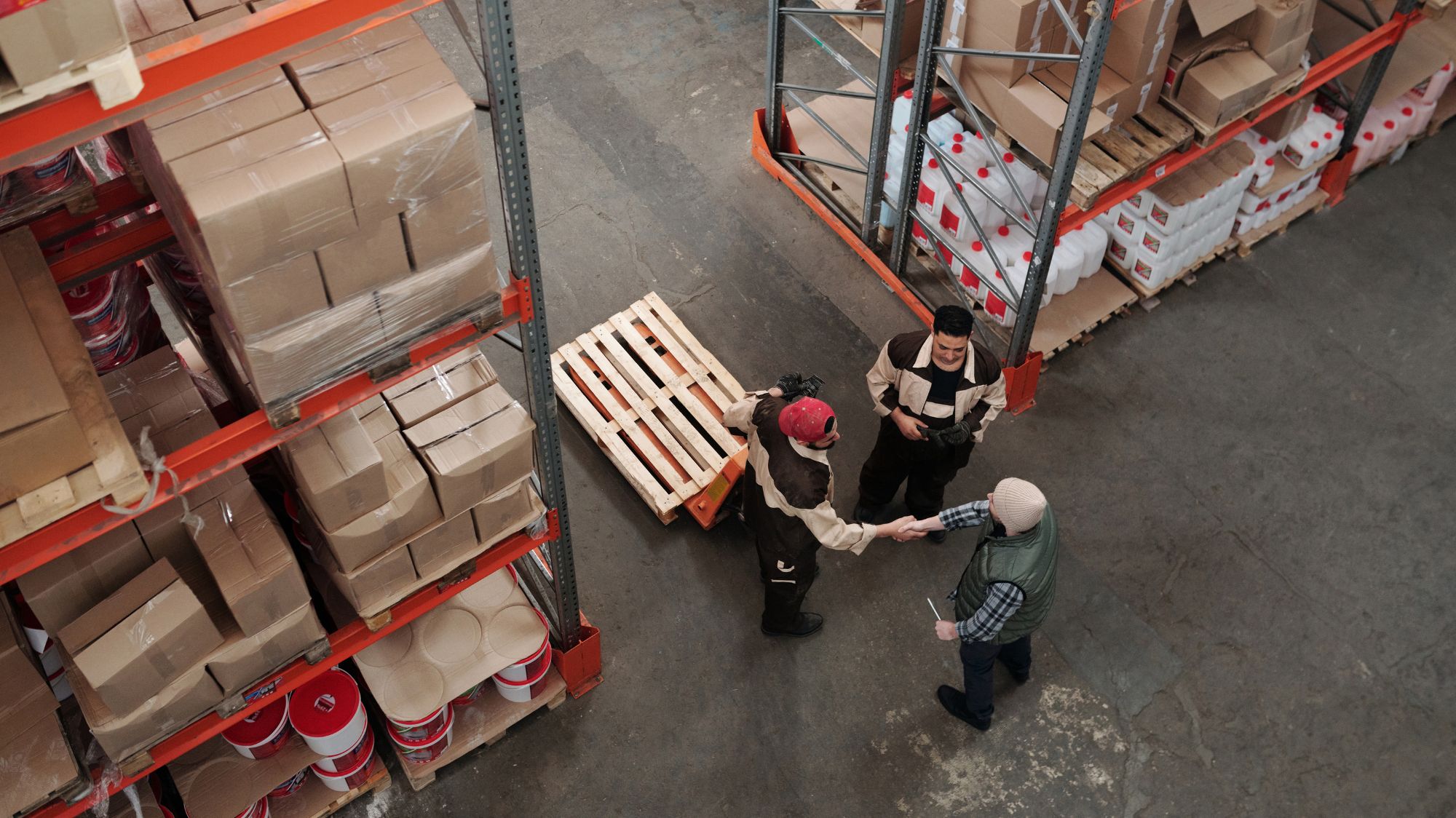 De voordelen van gebruikte transportwielen voor jouw magazijn