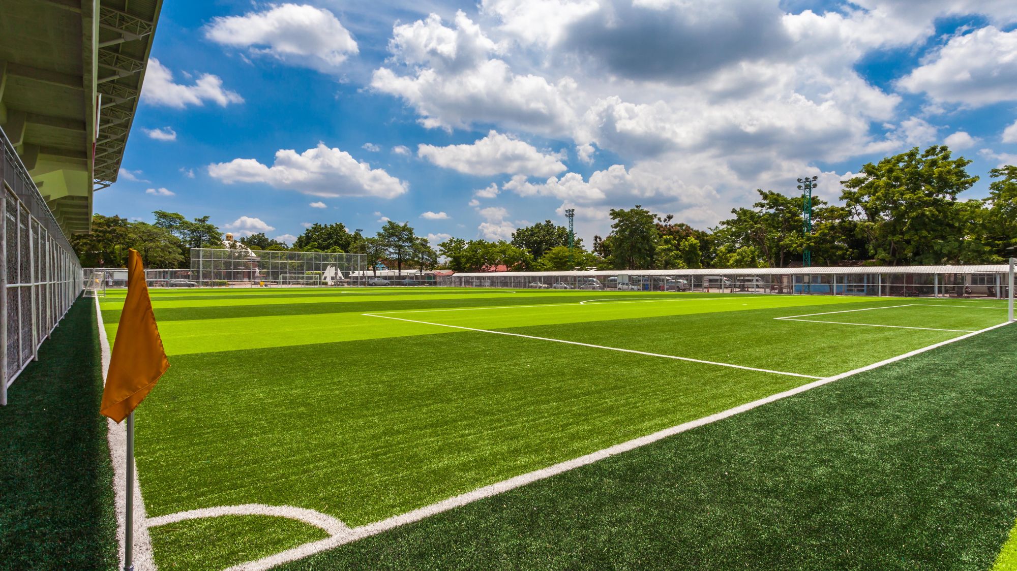 De nieuwste trends in voetbalkleding Wat draag je op en naast het veld
