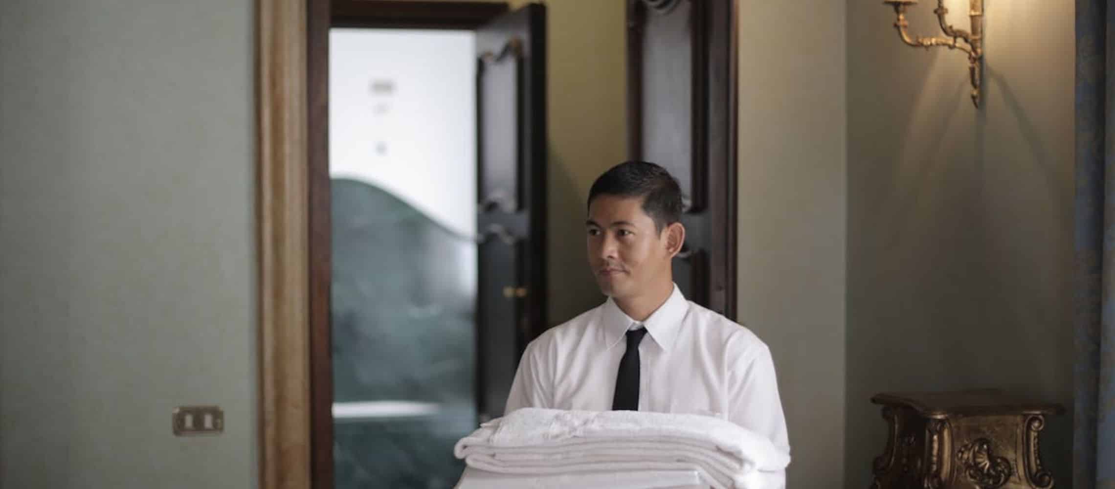 Hotel voor verkoop aanbieden de impact van de corona pandemie