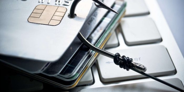 Creditcard-fraude op internet: zo beperkt u het risico